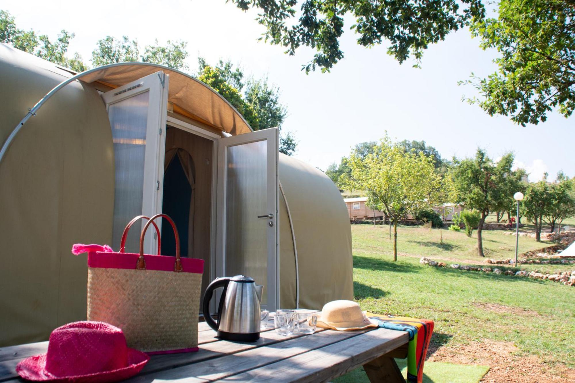 Campasun Camping De L'Aigle Aiguines Exterior photo